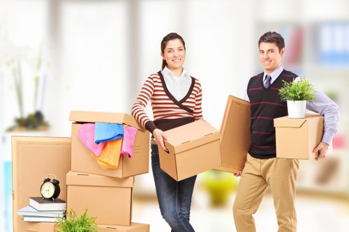 Packing and loading support for a local South Kensington move