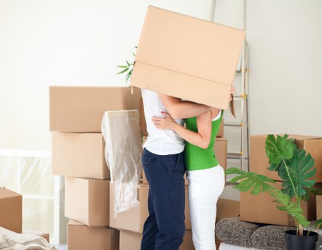 Careful loading for a move in South Kensington with parking considerations